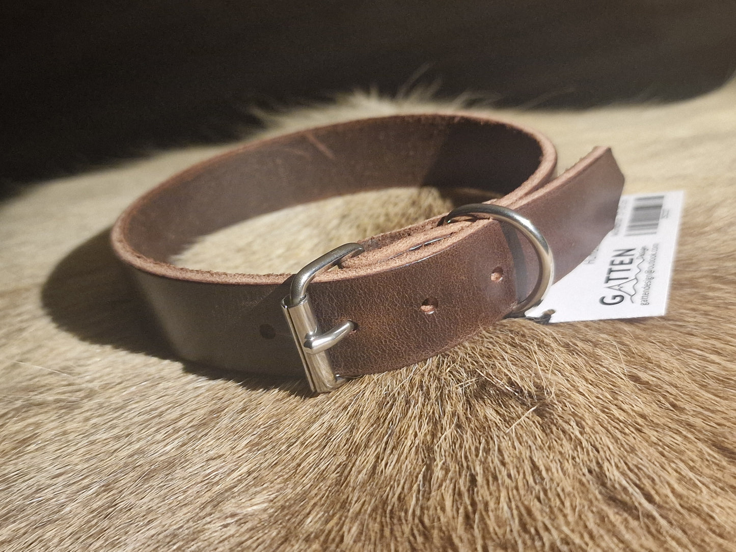 Hundhalsband HOVRE 2 - tillverkat i svenskt vegetabiliskt läder från Tärnsjö garveri