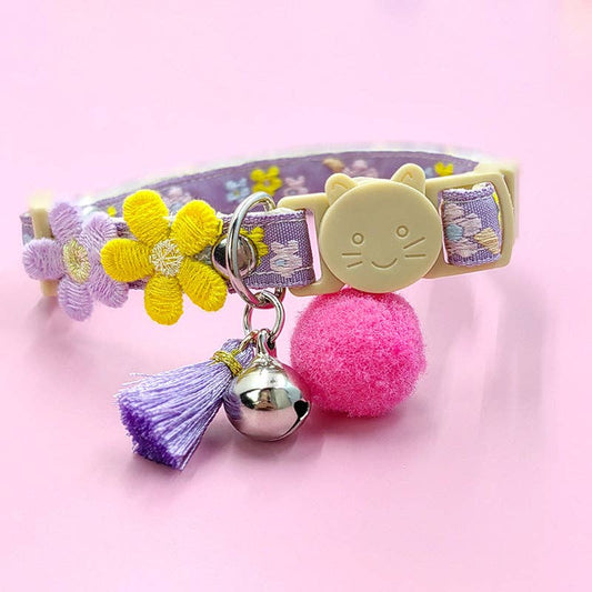 Mokka - Justerbart kattcollar med blomdesign